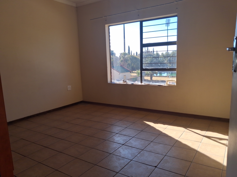 2 Bedroom Property for Sale in Potchefstroom North West
